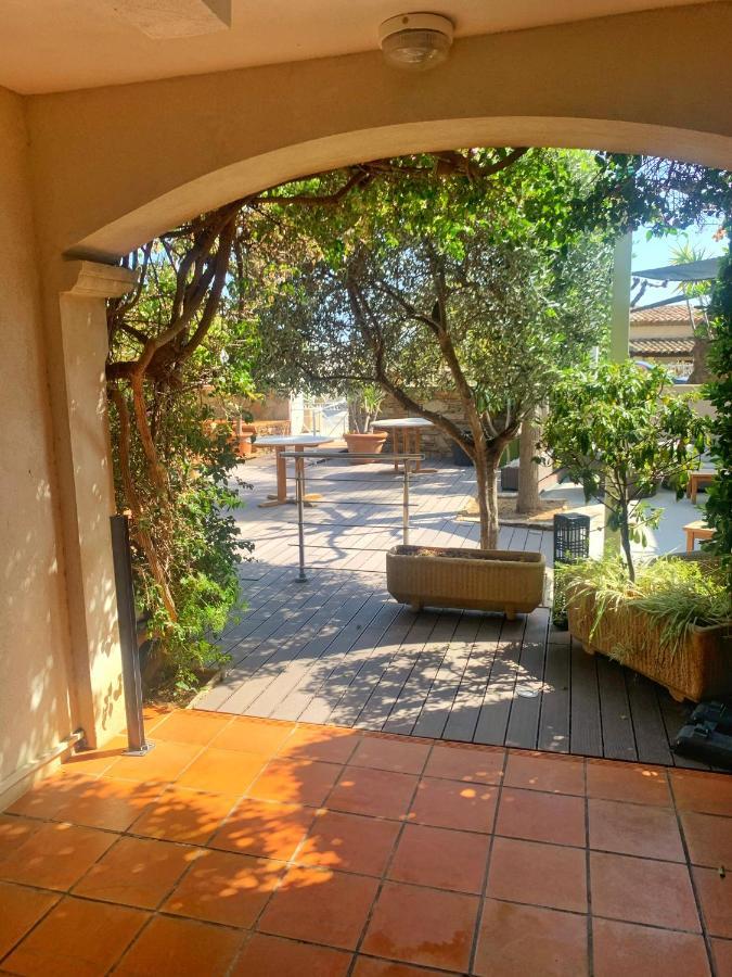 לה לבאנדו Hotel Beau Soleil מראה חיצוני תמונה